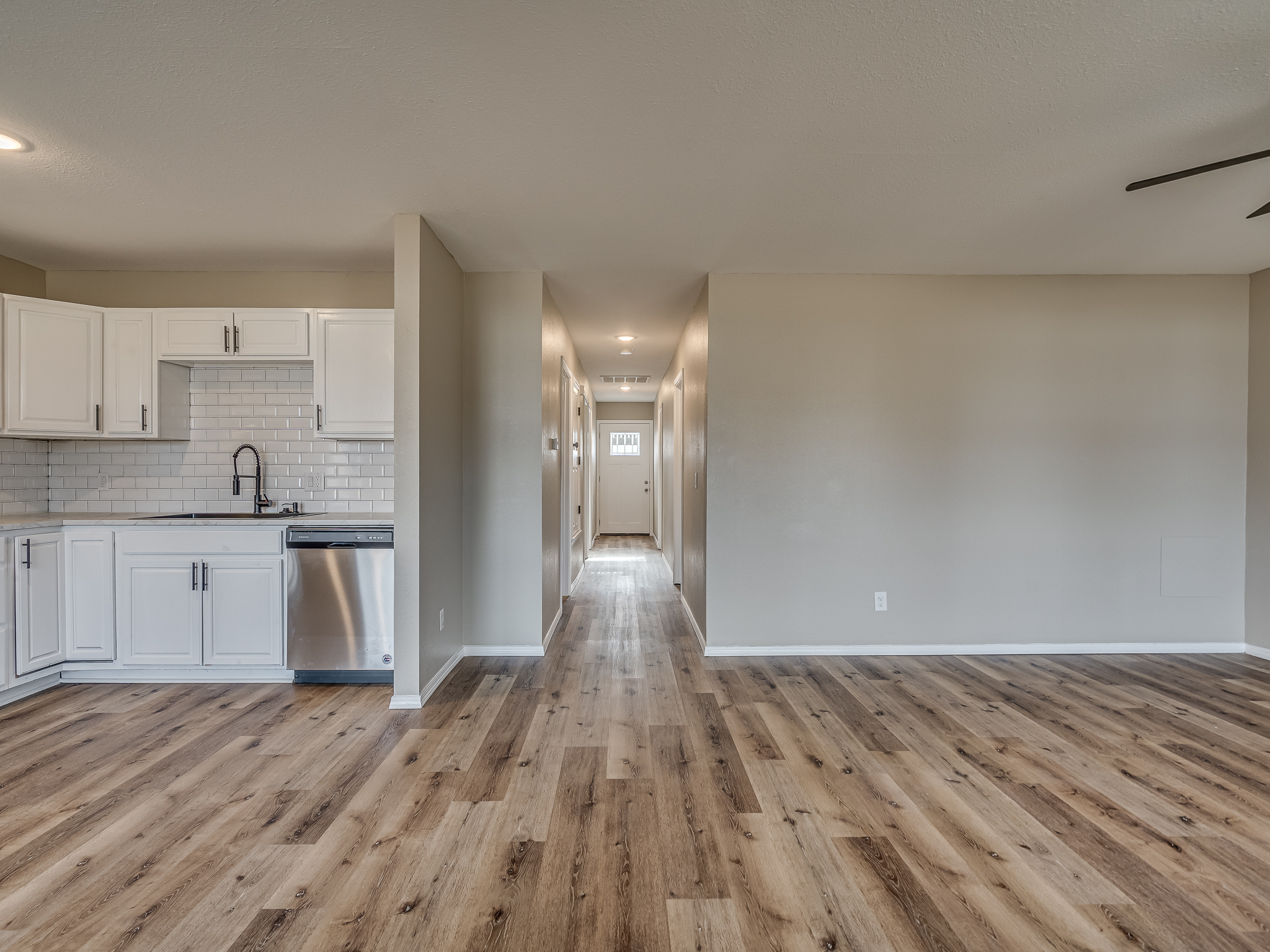 425 W 9th