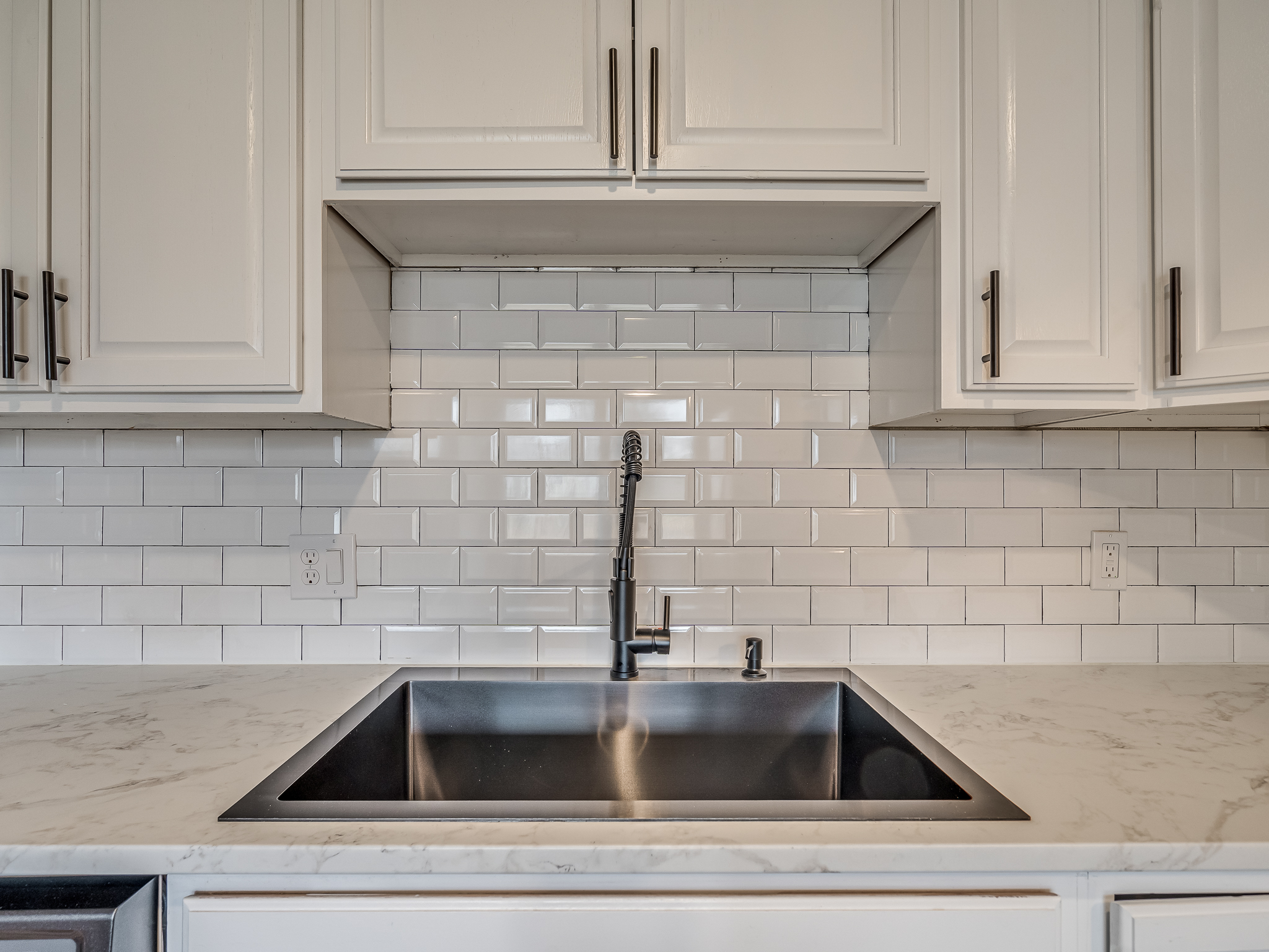 421 W 9th