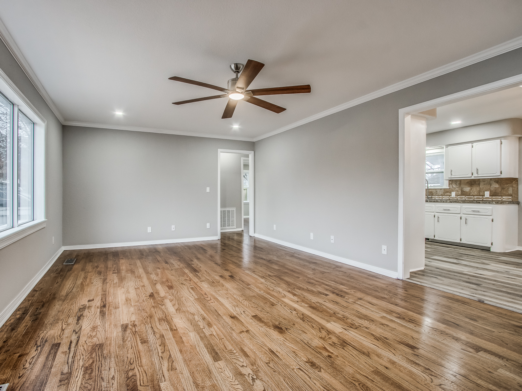 239 Avondale
