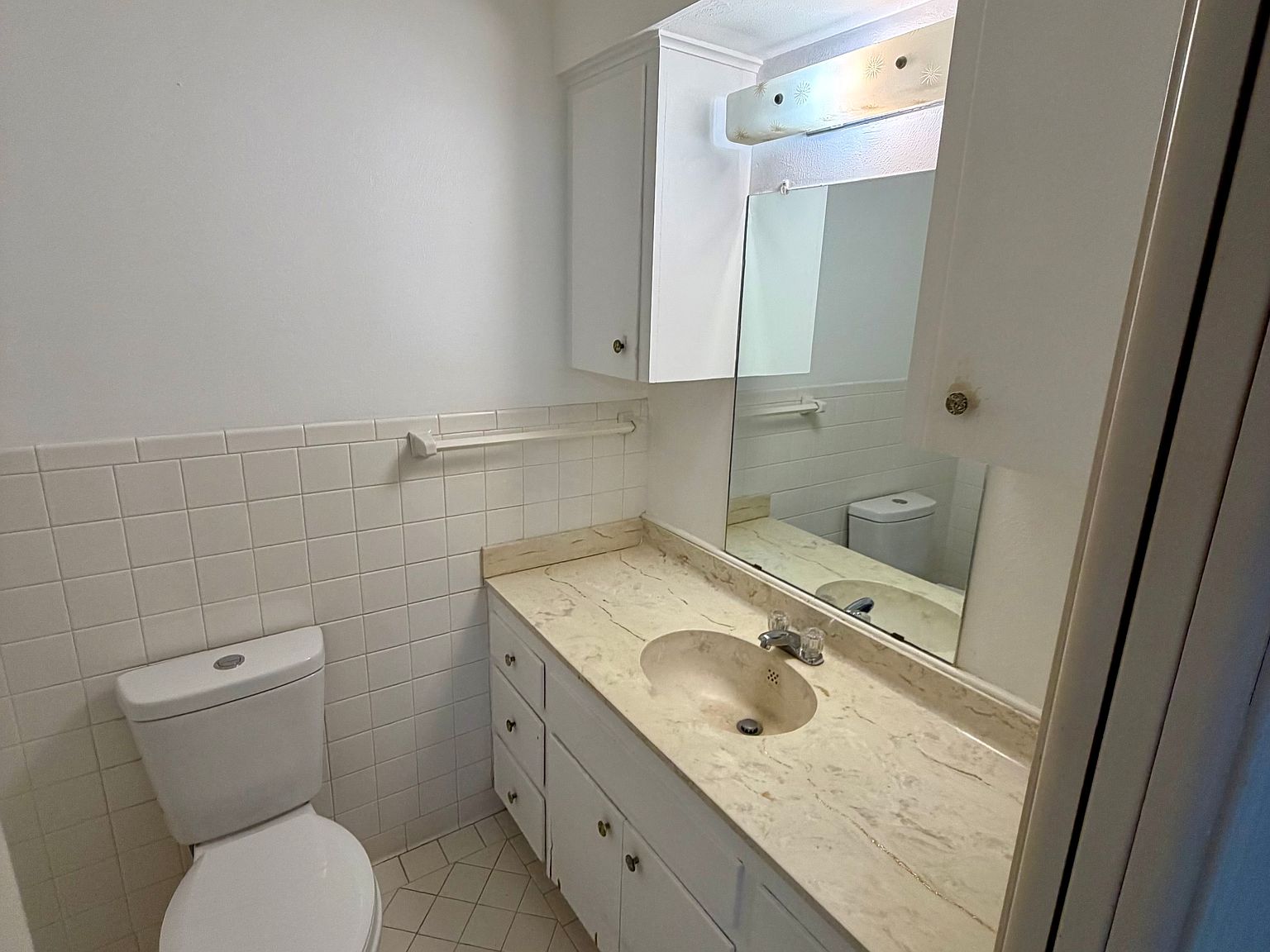 107 W 9th St — Bathroom vanity