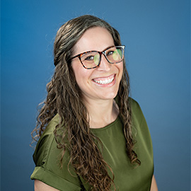 Teresa Olin headshot