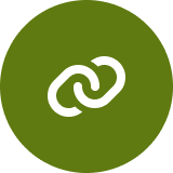 White chain link icon on a green circular background.