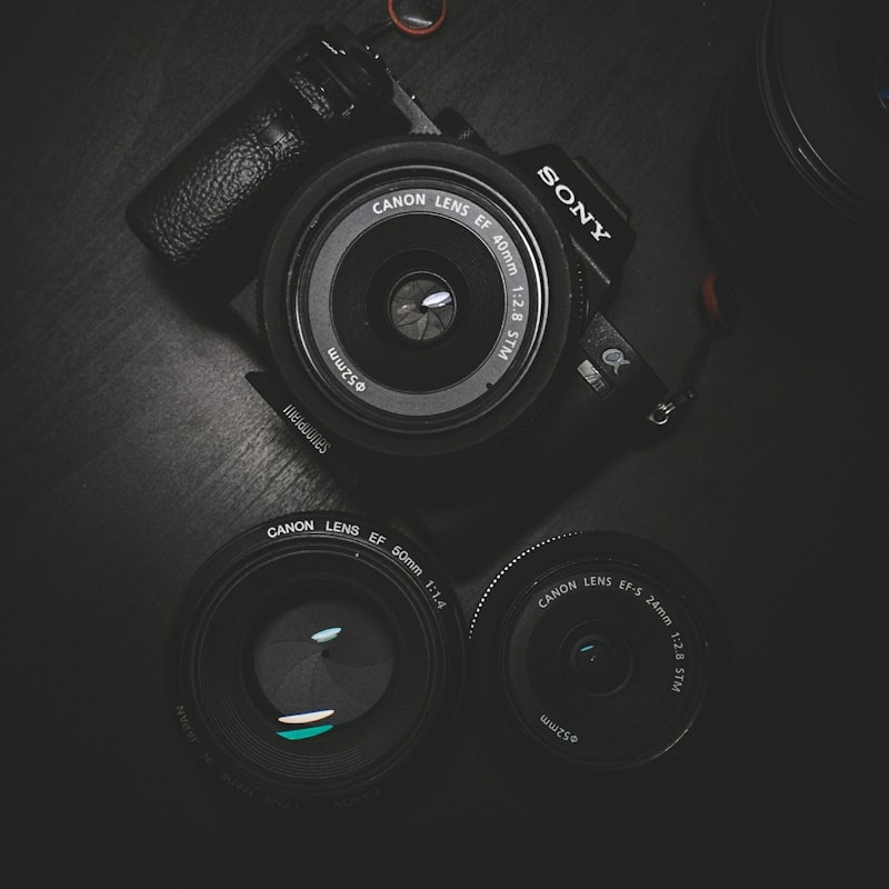 Professioneller Fotograf mit Kamera