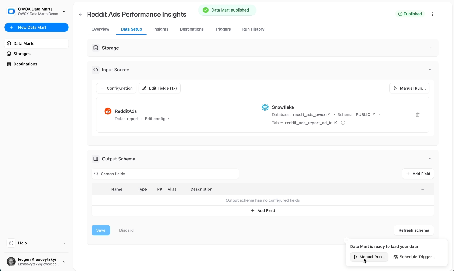 OWOX Data Marts interface showing Manual Run option for a Reddit Ads data mart connected to Snowflake. i-shadow i-radius