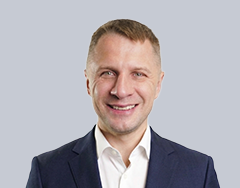 Nikolai Strakh Photo