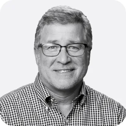 Dennis Maicon Headshot