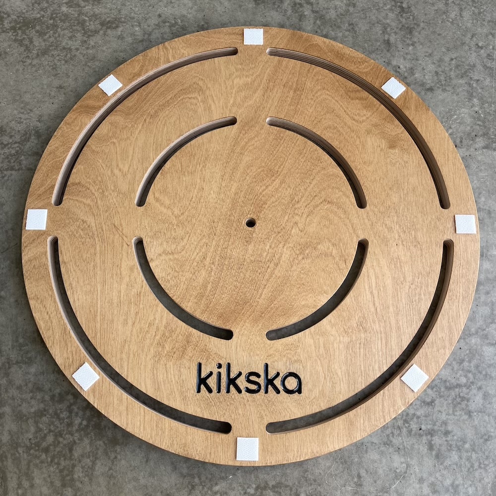 Kikska rounded plywood platform finished with organic wood oil