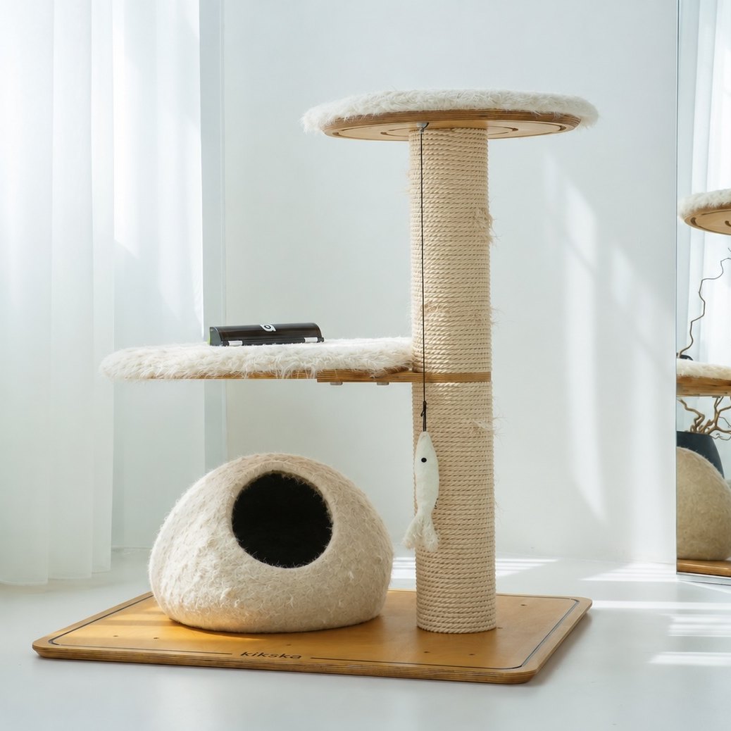 Kikska cat tree with a well-scratched rope post, a wool cave and two faux-fur platforms