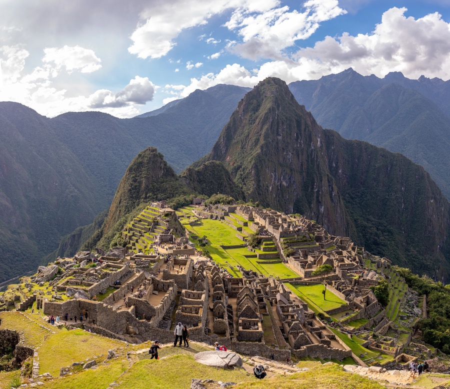 Vue plongeante Machu Picchu