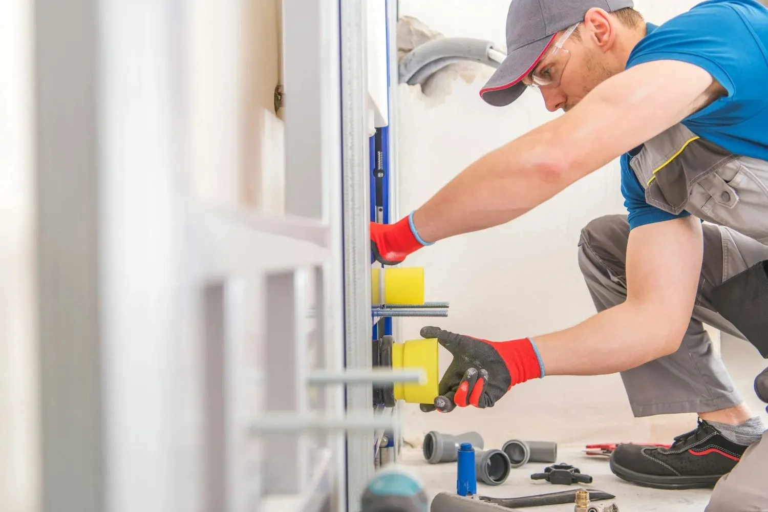 Pipe Repair: Warning Signs and Professional Solutions