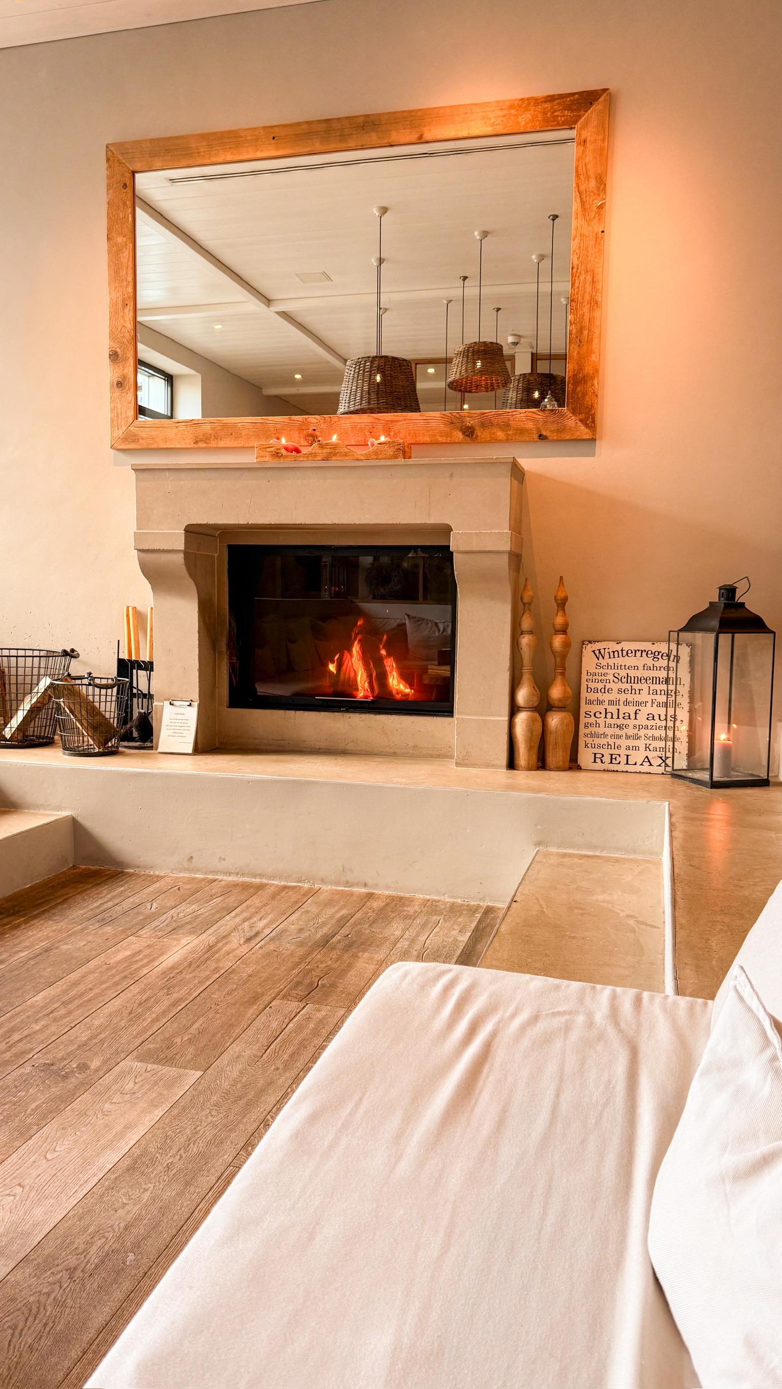 Lounge area with fireplace