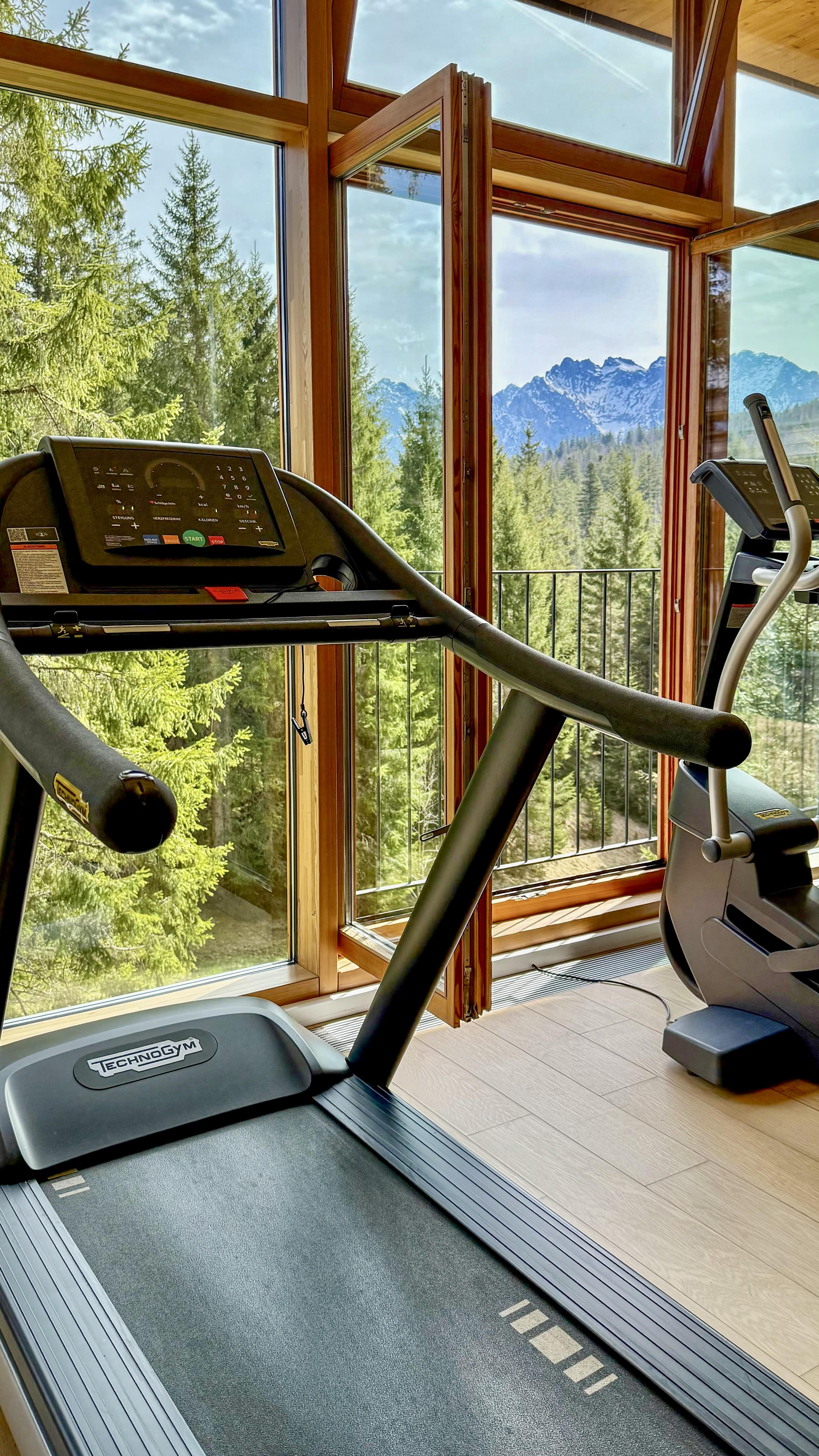 gym with view on the mountains