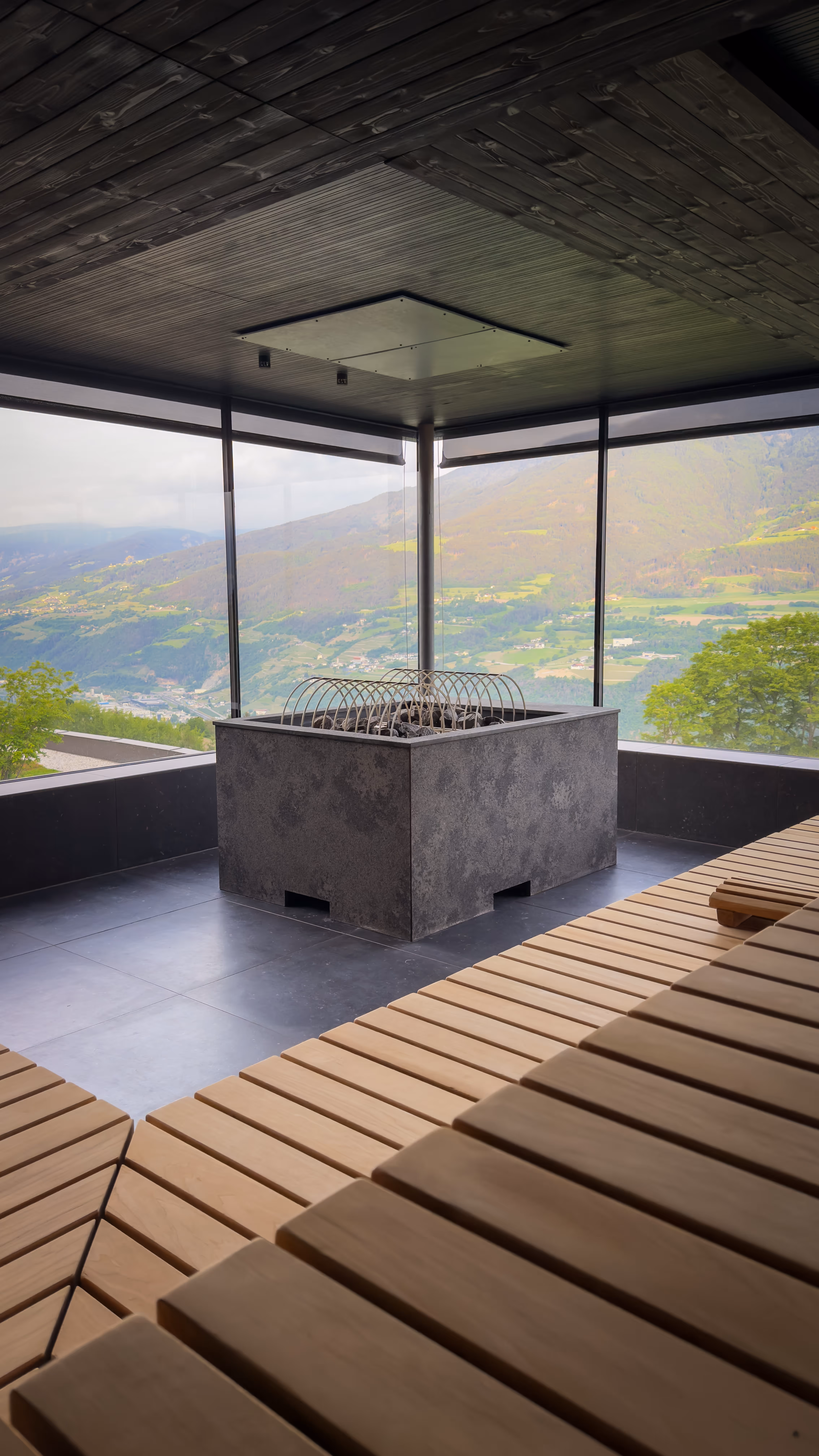 Sauna with the view over the mountains