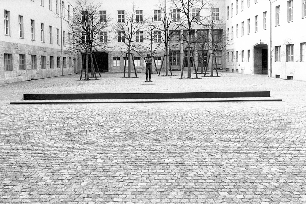 Erich Reusch, Neugestaltung des Ehrenmals 20. Juli 1944 im Bendlerblock, Berlin, 1978/79