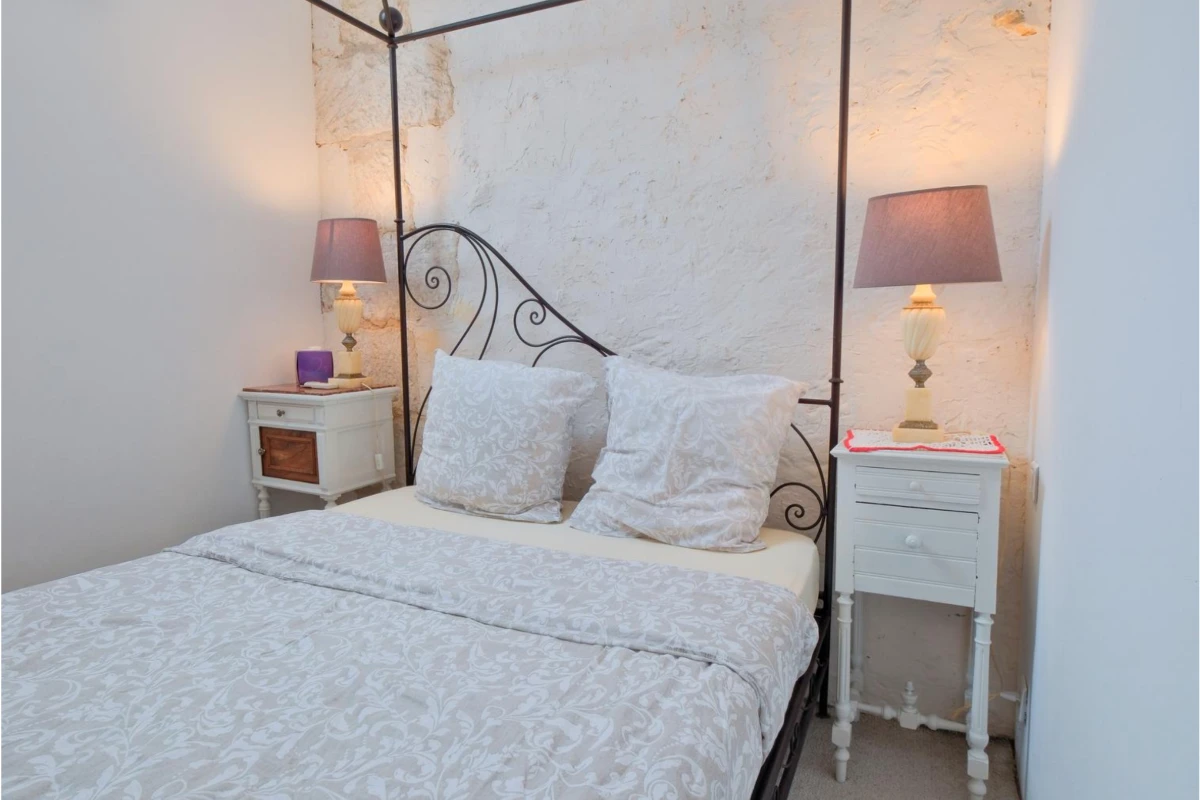 Séjour confortable dans la chambre Blanc Coton, guesthouse abordable à Bergerac