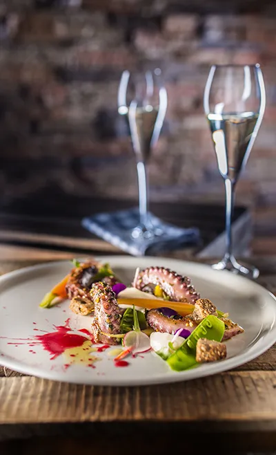 premium restaurants in privein