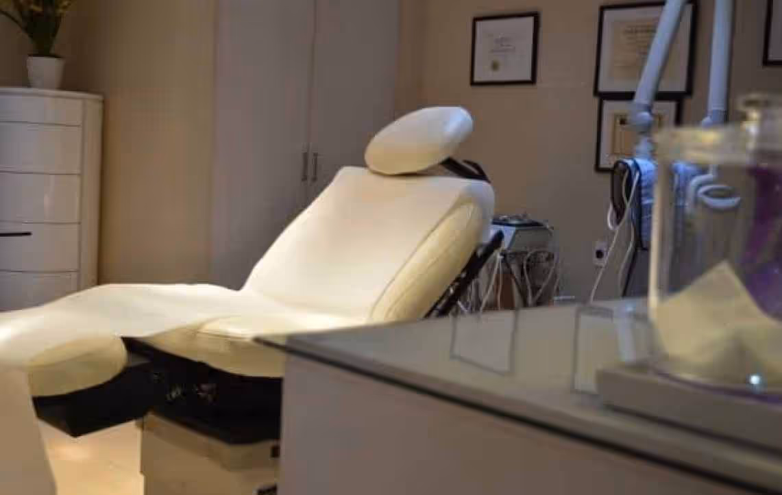 differentiating the medical center and aesthetic center