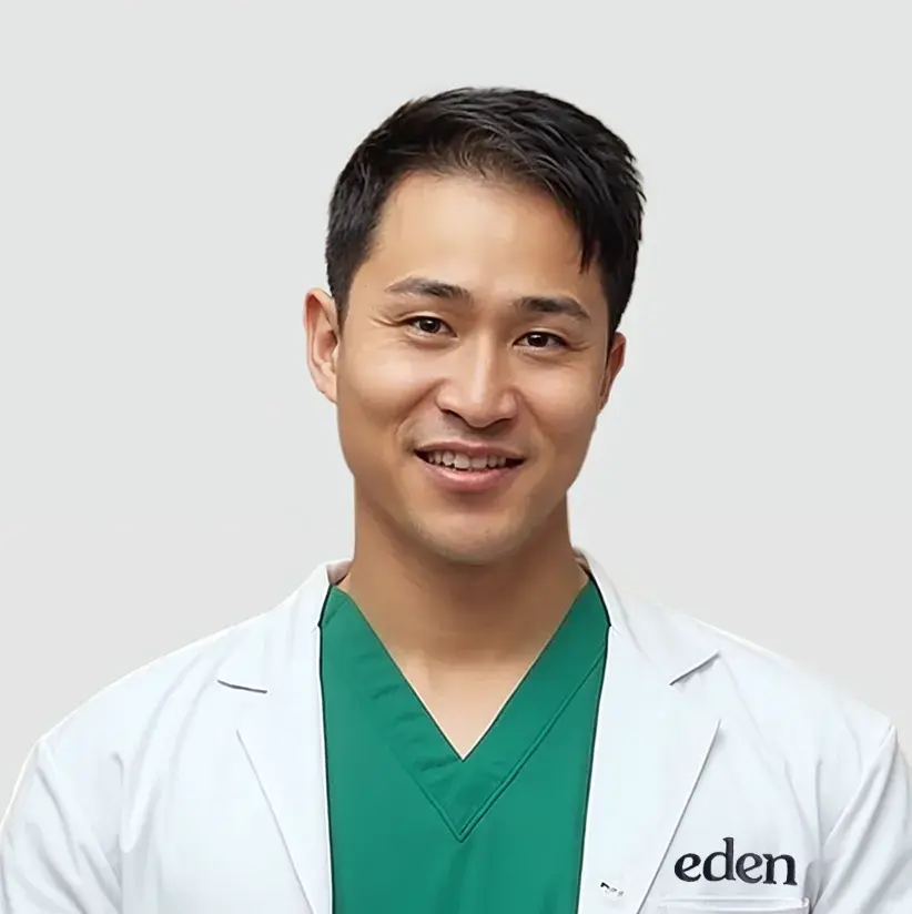 Headshot of Dr. Halland Chen, M.D.