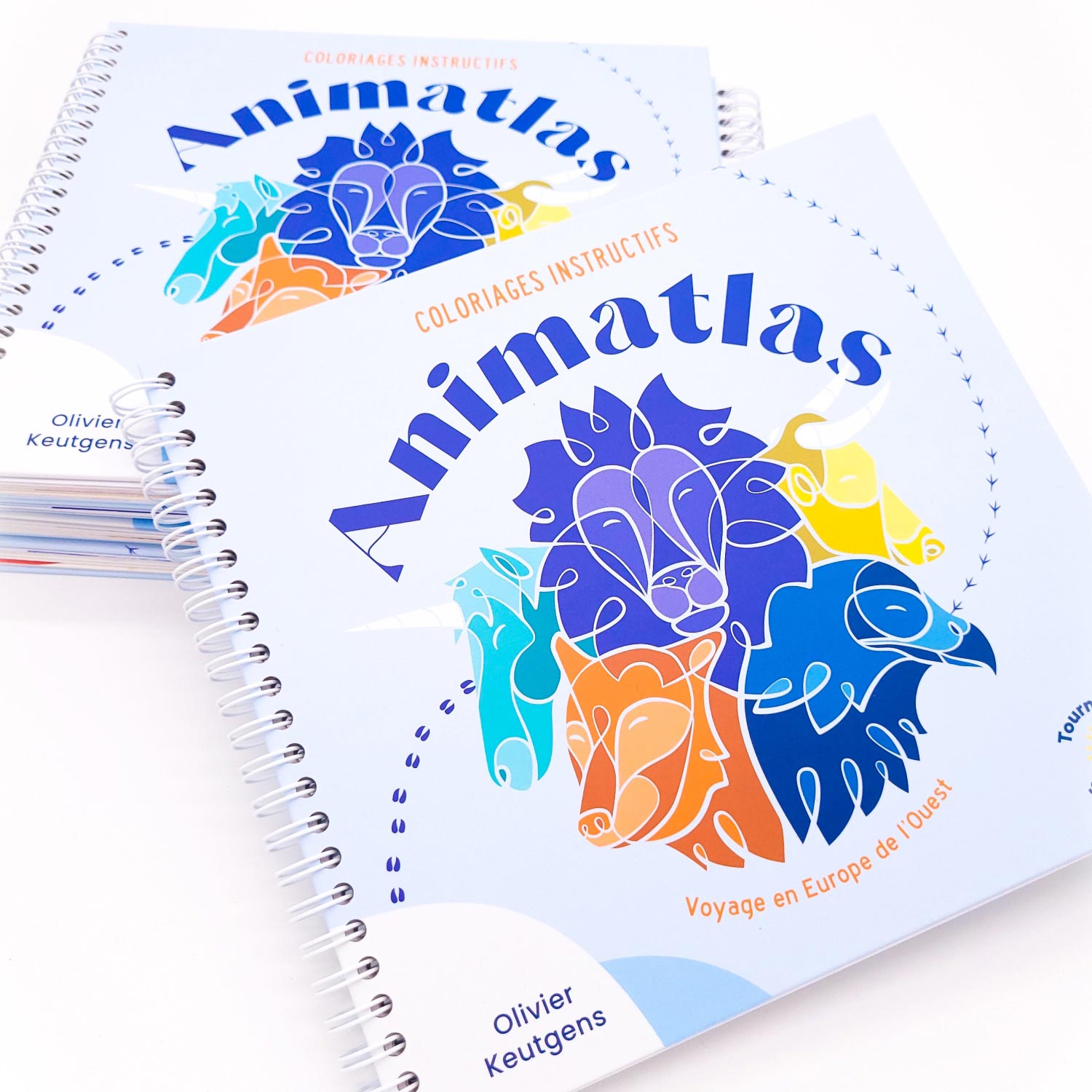 Couverture du livre "Animatlas" avec plusieurs animaux