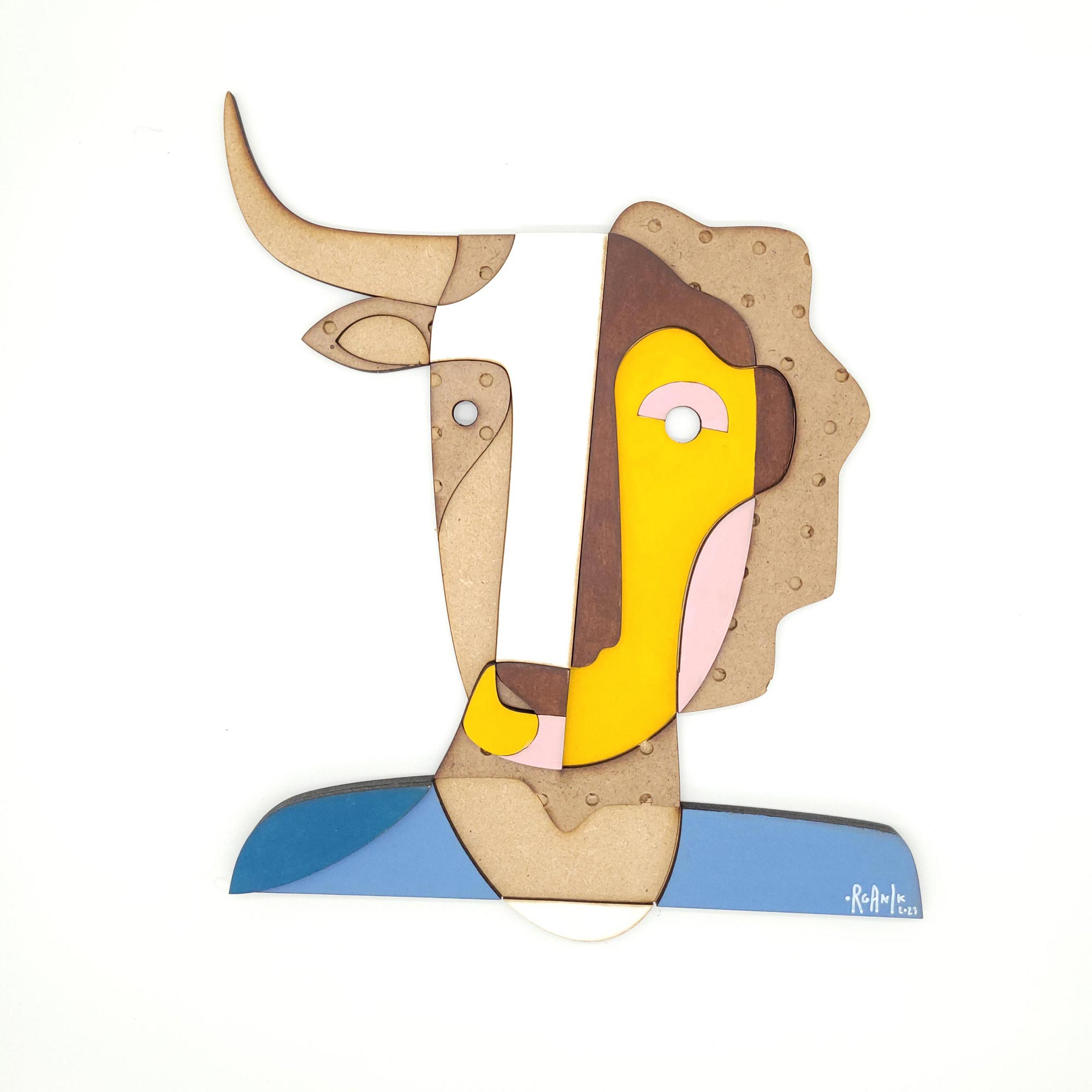 Figure mi-humaine mi-taureau