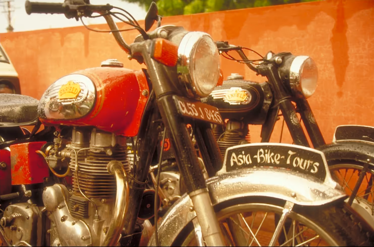 Motorbikes on platou