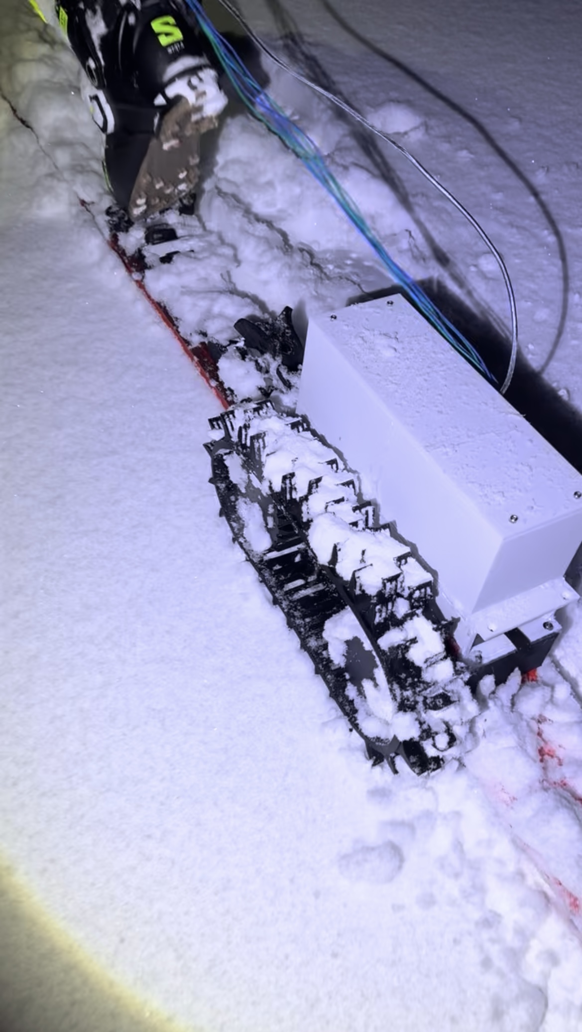Testing the Elec Ski V1 System in deeper snow