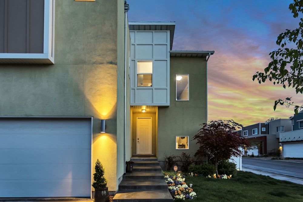 Multiple listing service property showcase