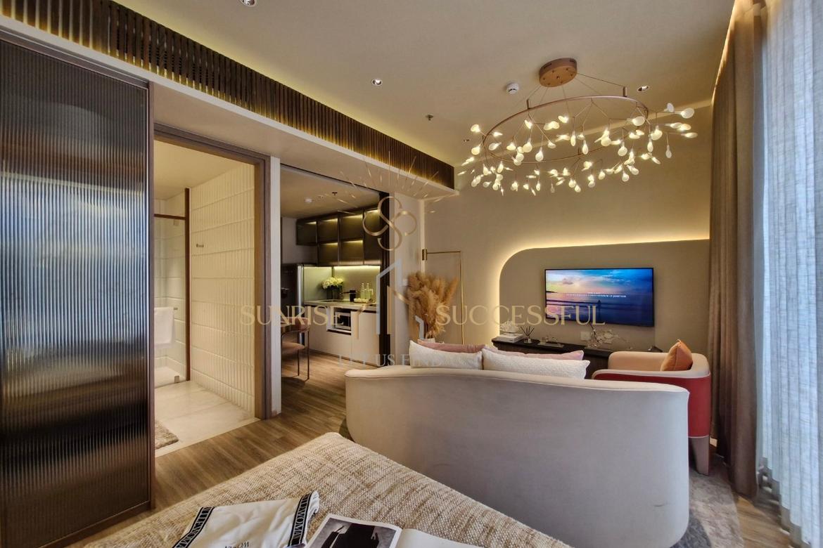 Security entrance lobby Jomtien luxury condo with 24/7 concierge
