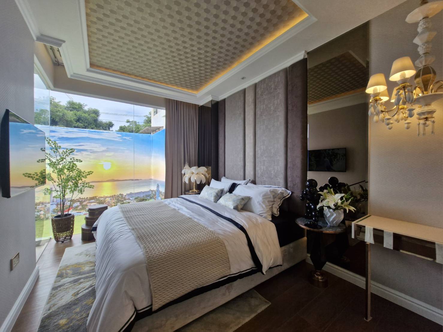 Living area Riviera California Pattaya panoramic city views