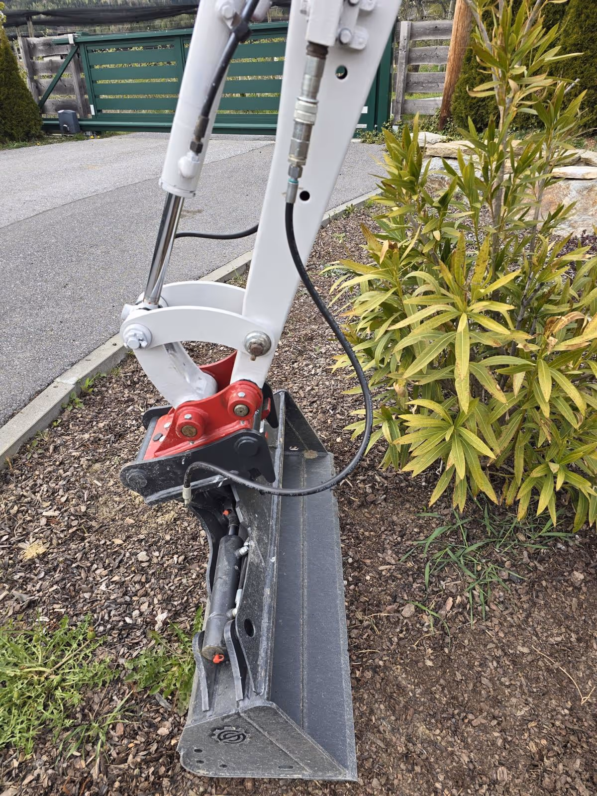 Baggerschaufel von der Seite