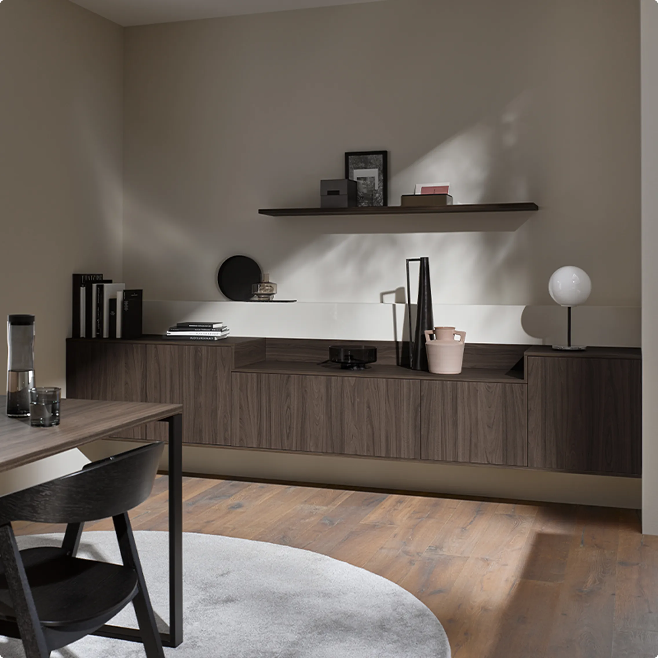 Aménagement living salle à manger salon de grande qualitée sur-mesures noyer à Notre-Dame-d'Oé, Architect d'intérieur sur Saint-Cyr-sur-Loire