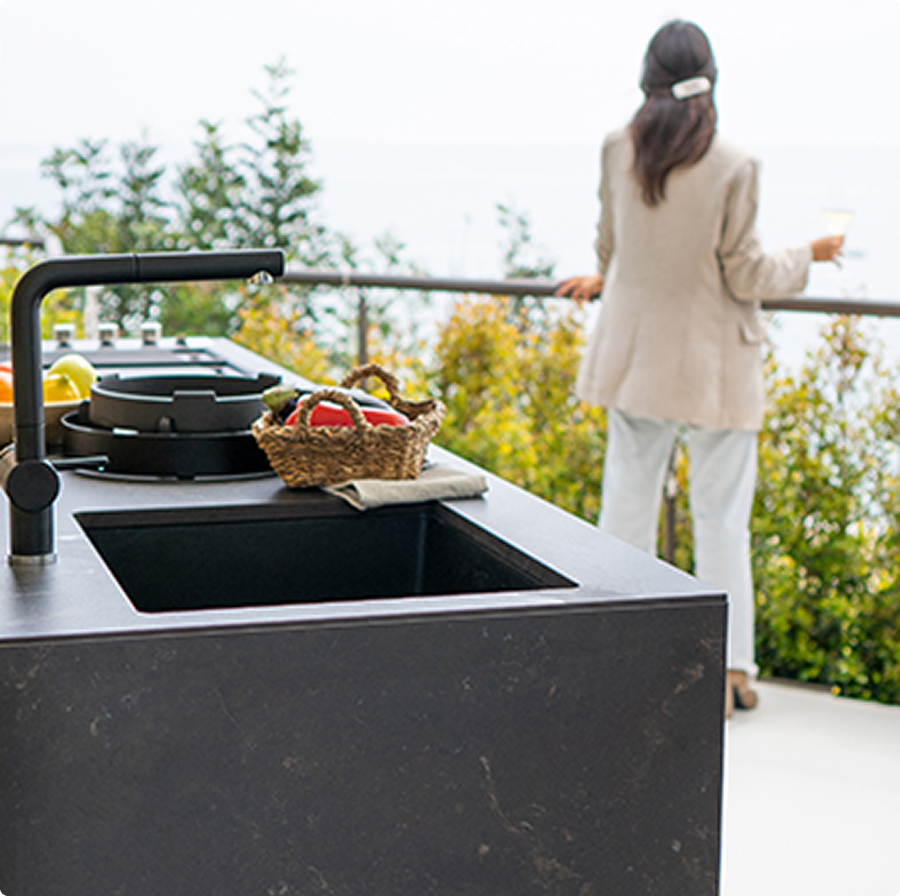 Les Cuisines d’extérieur Novara Design, Robustesse & Sur-Mesure Outdoor