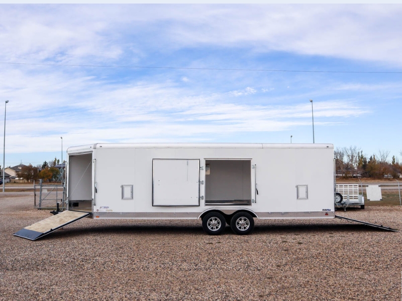 2026 Continental Cargo Auto Plus 8.5' x 24' + 4' V-Nose