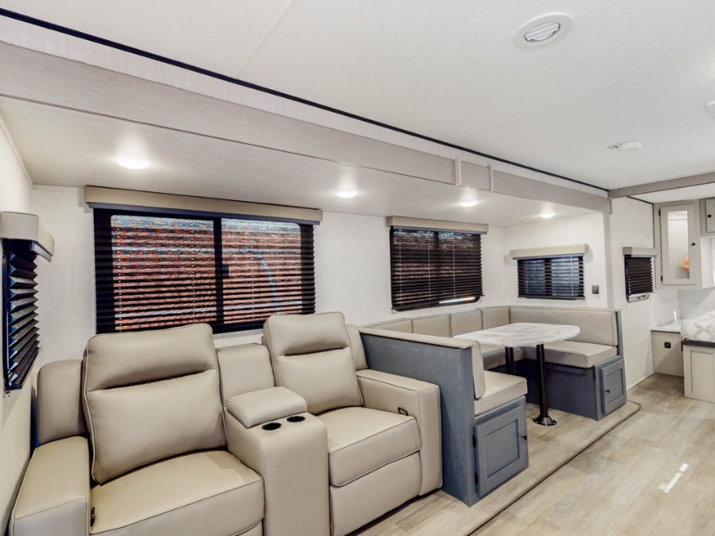 2025 Apex Ultra Lite 265RBSS