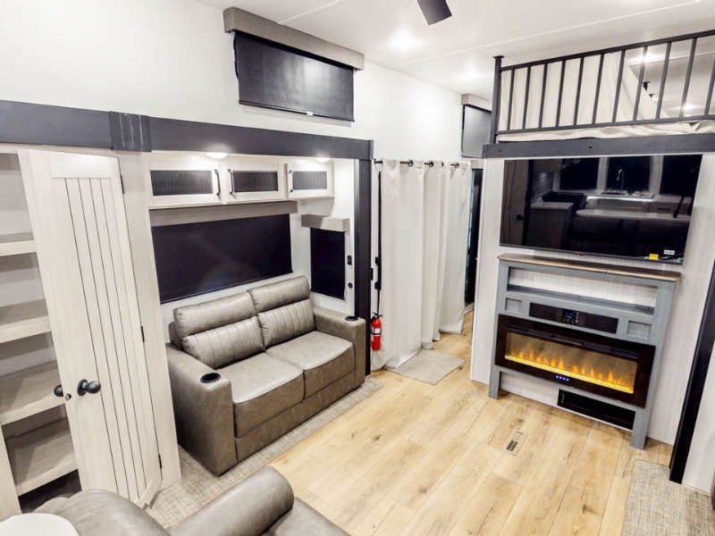 2026 Puma Vista Series 403LFT