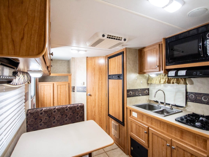 USED 2011 Crossover 189QB