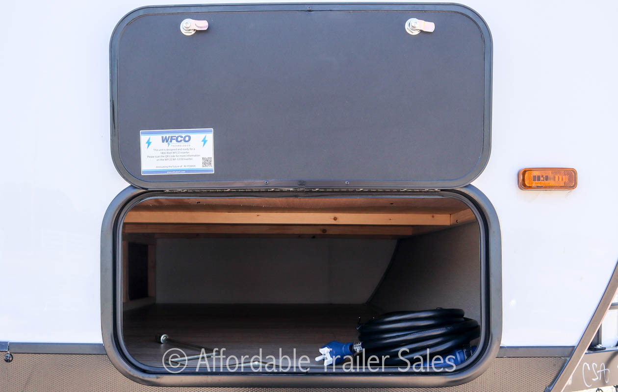 2027 Catalina 184BHSX- Off Grid/Fiberglass Exterior (Summit Series-7)