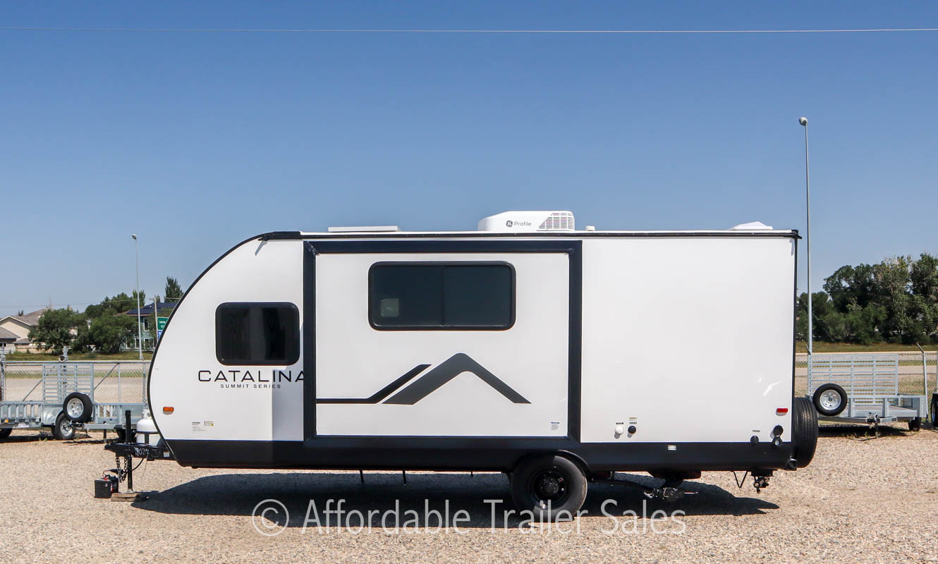 2027 Catalina 184BHSX- Off Grid/Fiberglass Exterior (Summit Series-7)