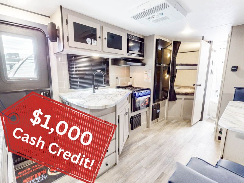 USED 2025 Apex Ultra Lite 245BHS
