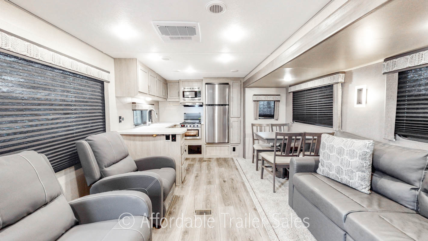 CONSIGNMENT: Used 2022 Catalina 303RKDS- Off Grid (Legacy Series)