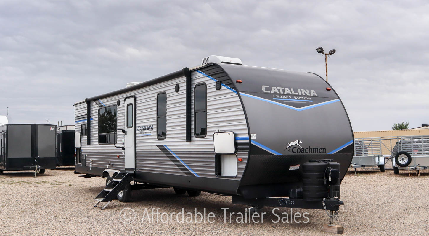 CONSIGNMENT: Used 2022 Catalina 303RKDS- Off Grid (Legacy Series)