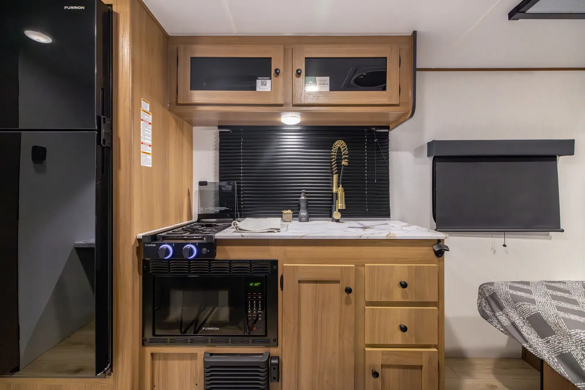 2027 Apex Nano 181RB (Off Grid Package)
