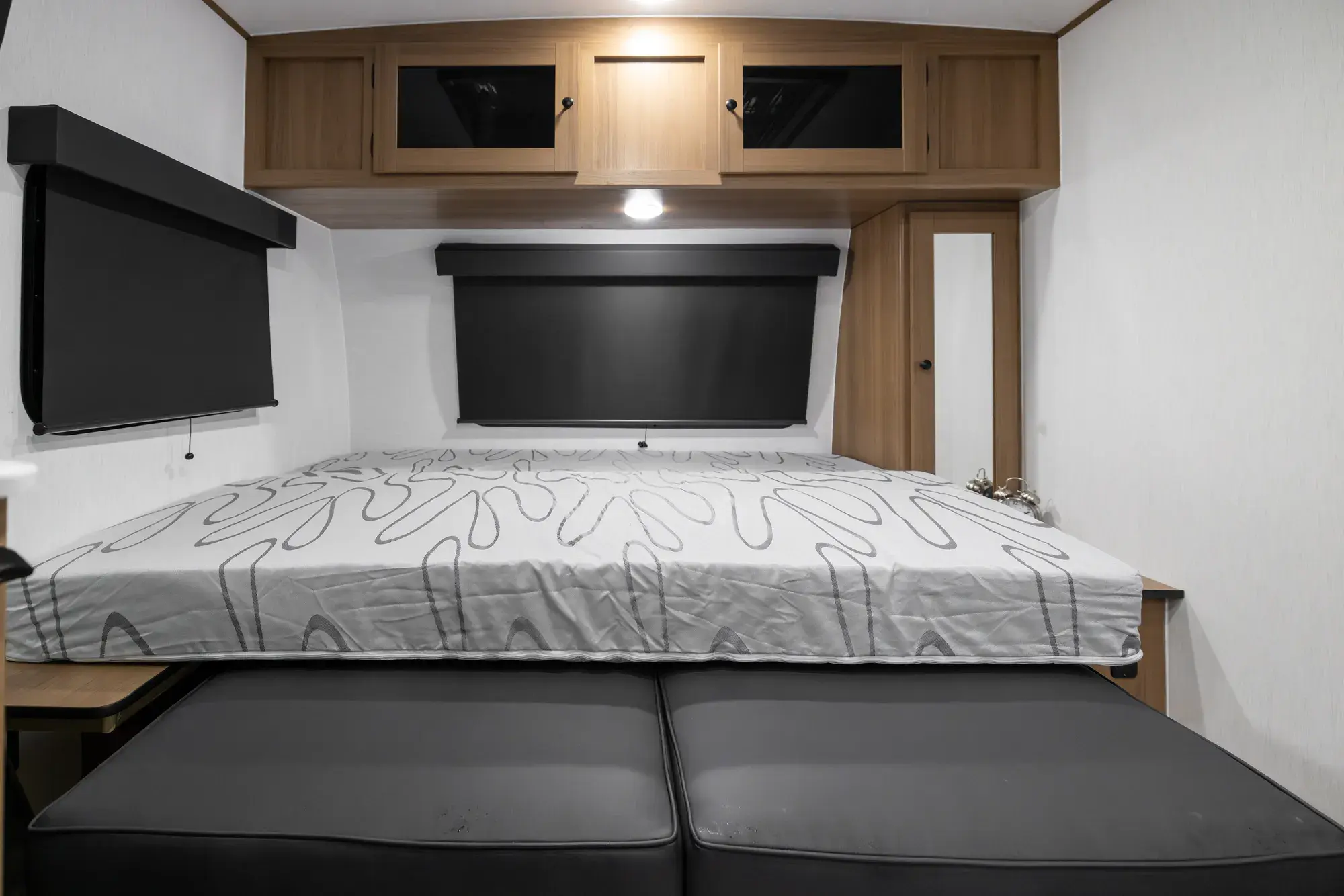 2027 Apex Nano 183BH (Off Grid Package)