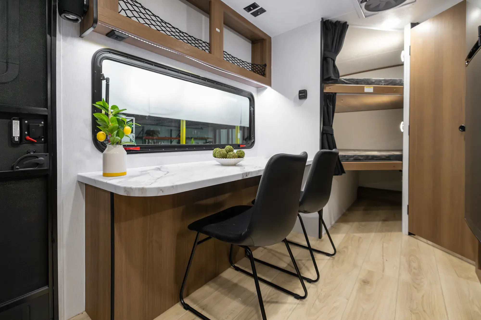 2027 Apex Nano 183BH (Off Grid Package)
