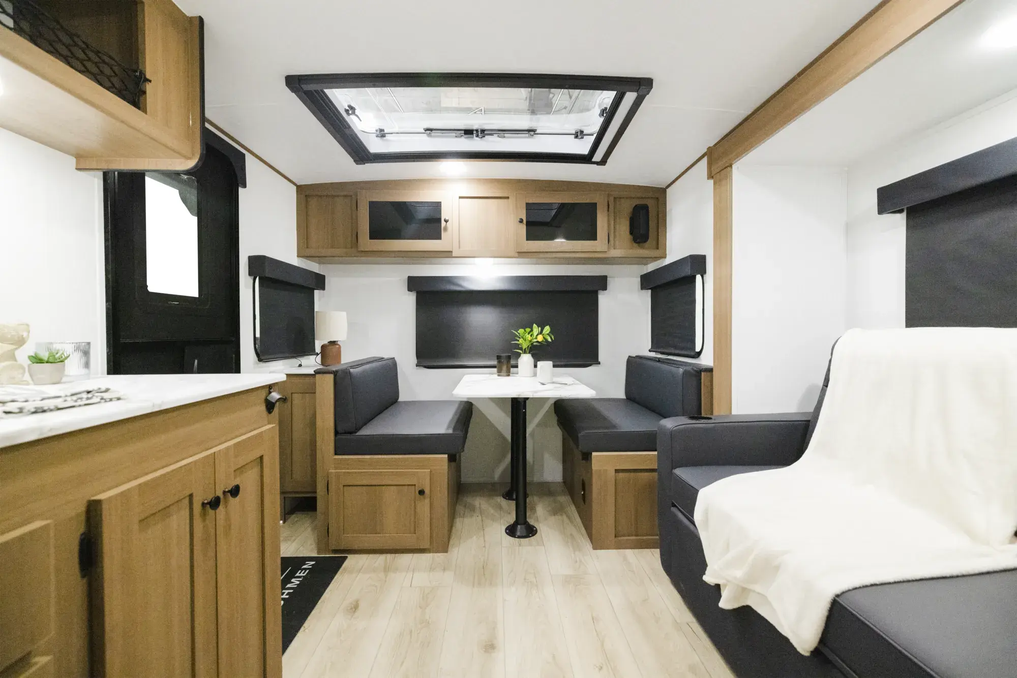 2027 Apex Nano 213RDS (Off Grid Package)