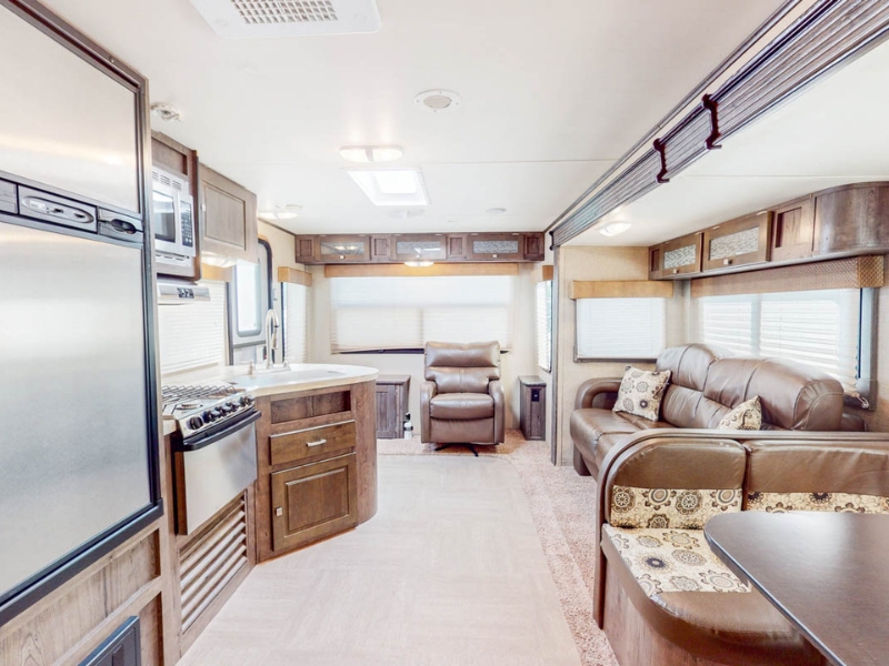 USED 2014 Kodiak 263RLSL