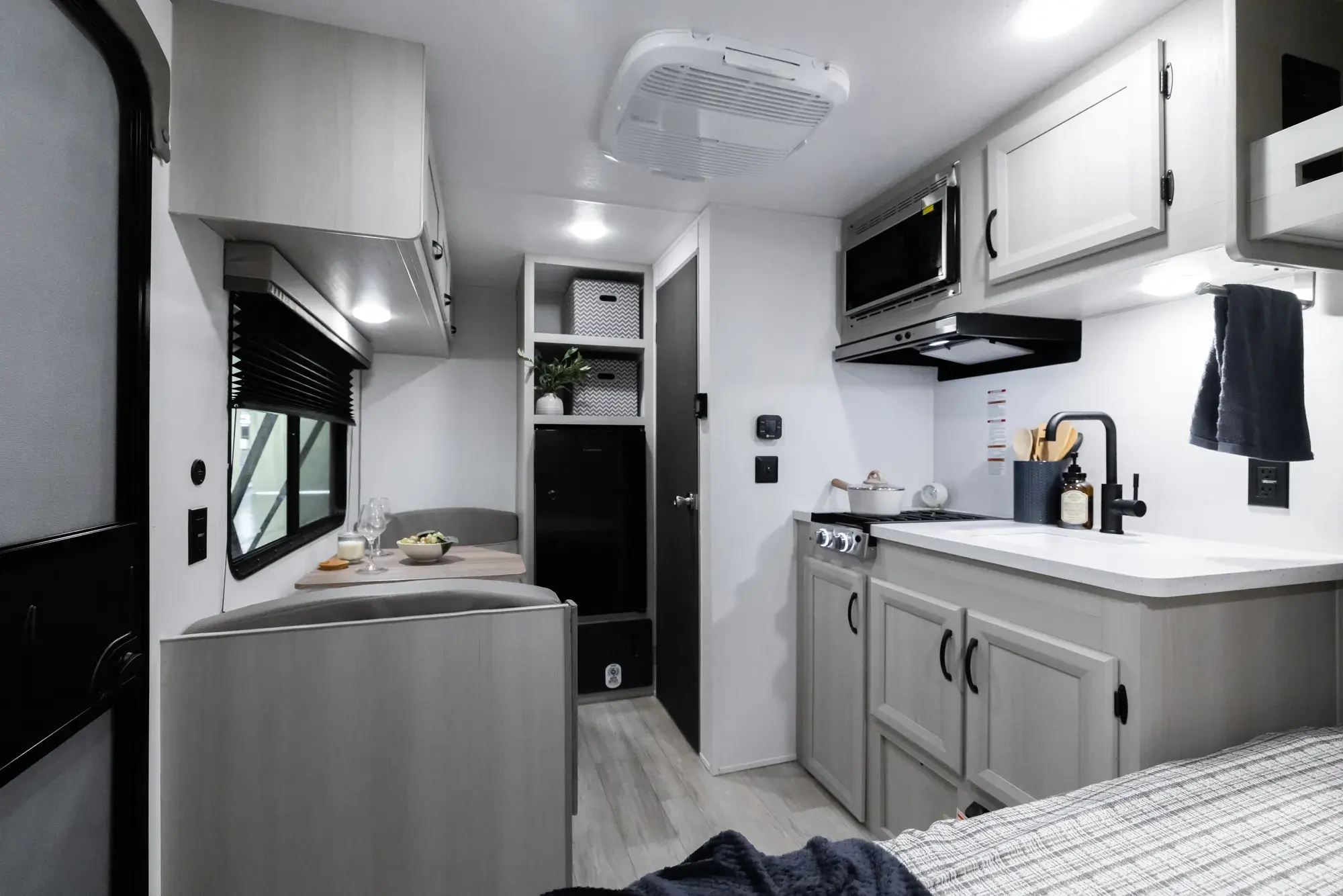 2027 Catalina 134RDX (Summit Series-7)