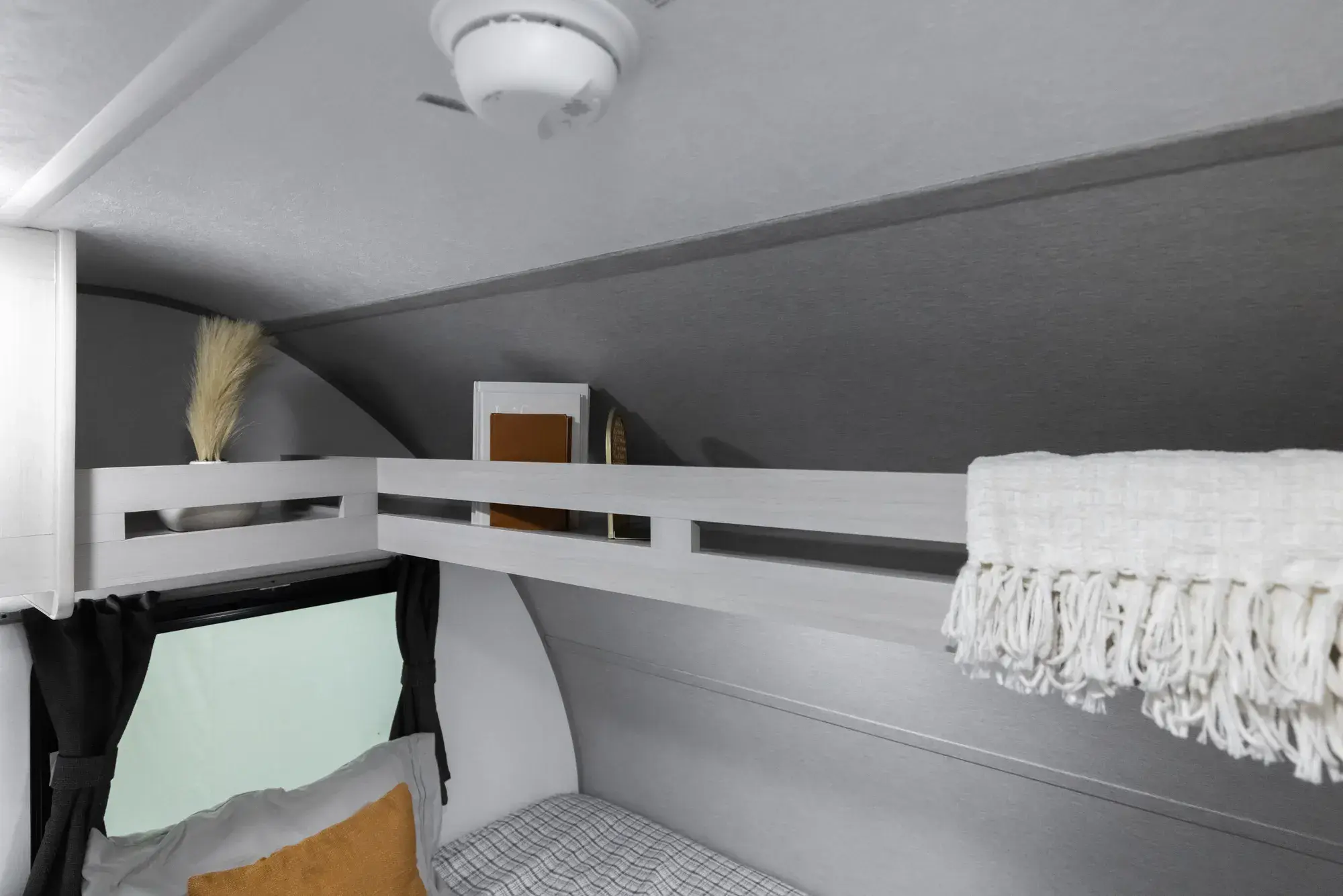 2027 Catalina 134RDX (Summit Series-7)