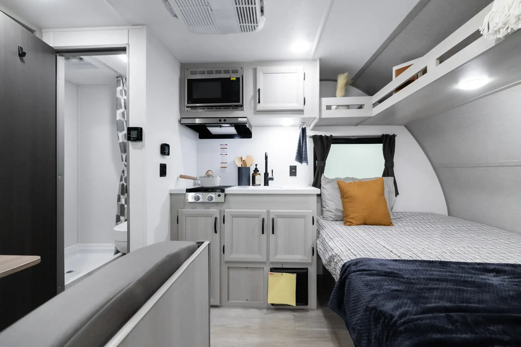 2027 Catalina 134RDX (Summit Series-7)