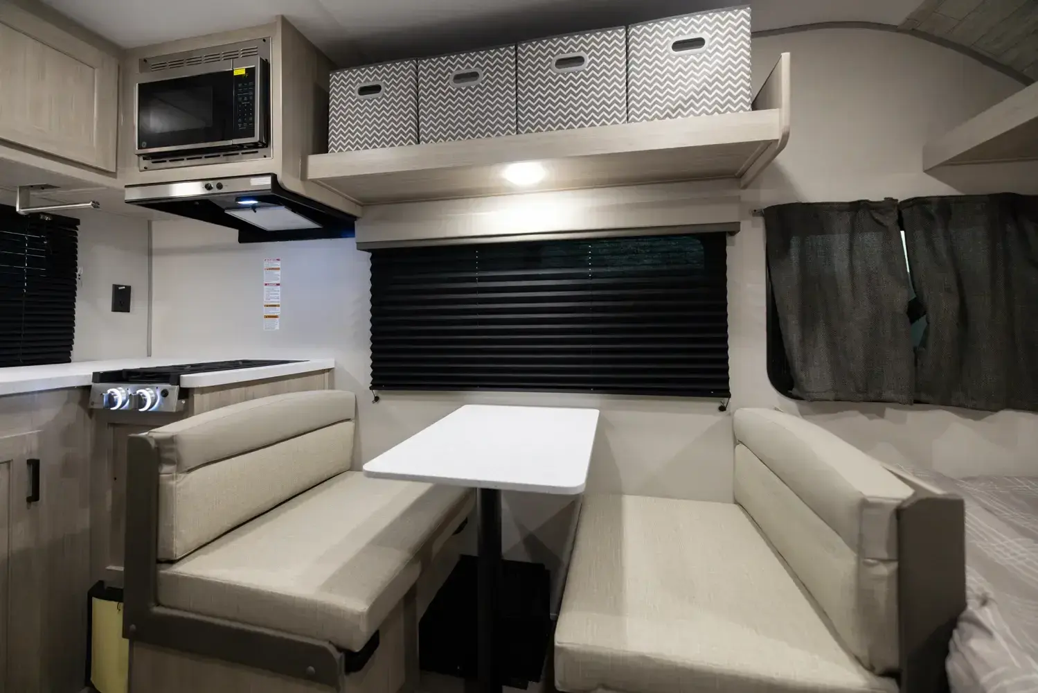 2027 Catalina 134RKX (Summit Series-7)